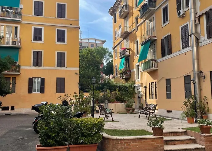 Apartman Steph And Lorenzo's Place *